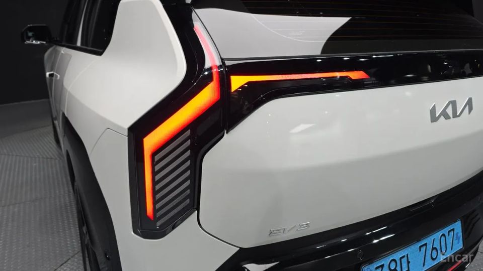 Kia EV3