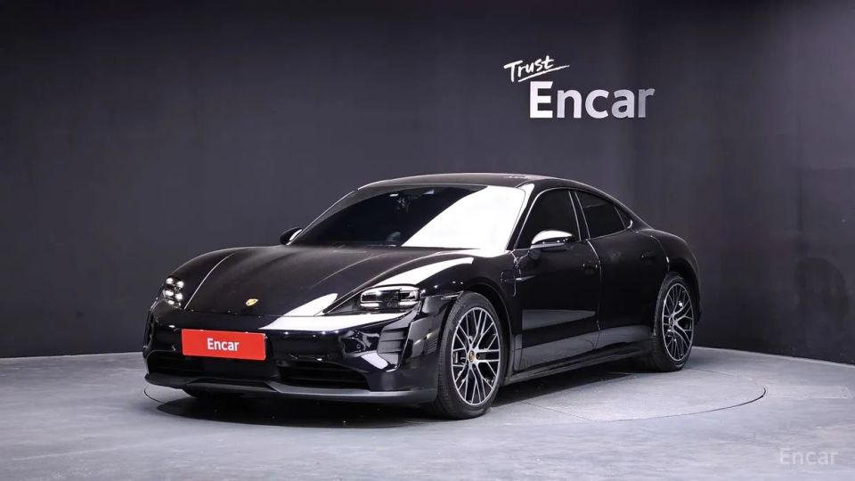 Porsche Taycan