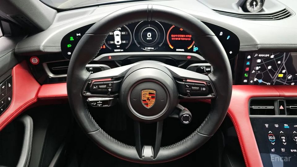 Porsche Taycan