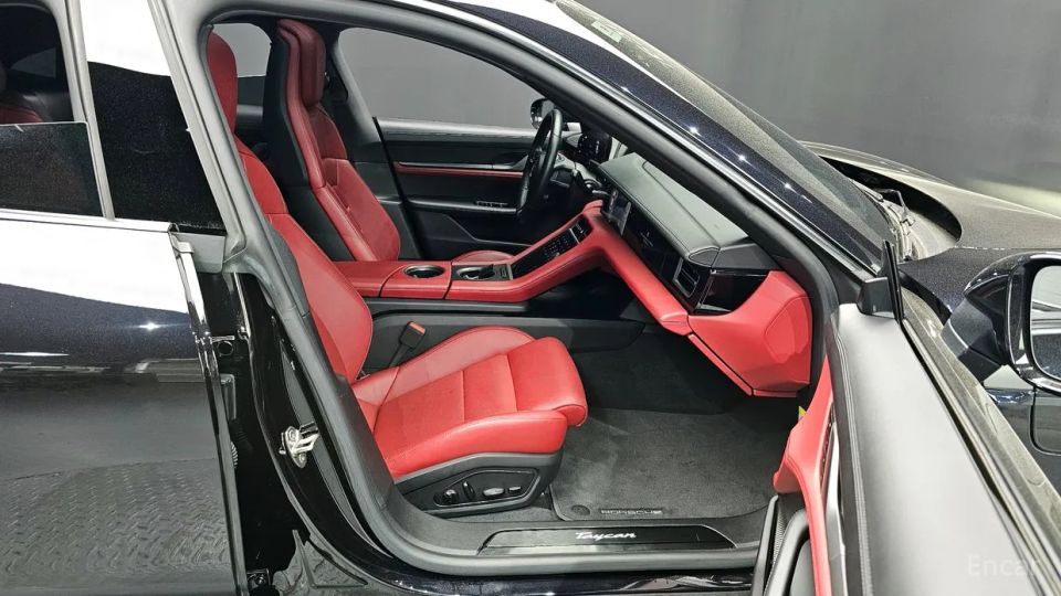 Porsche Taycan