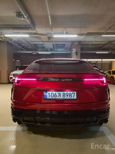 Lamborghini urus