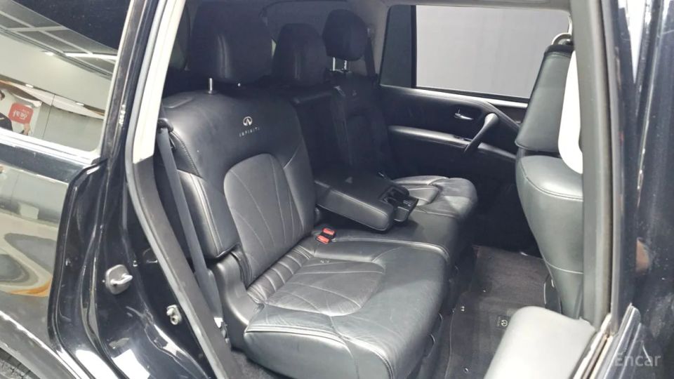 Infiniti QX