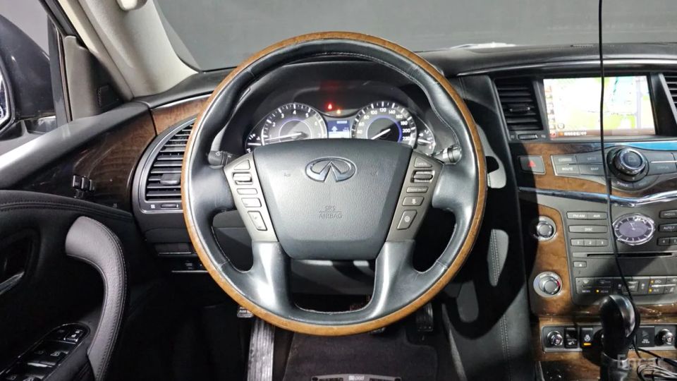 Infiniti QX