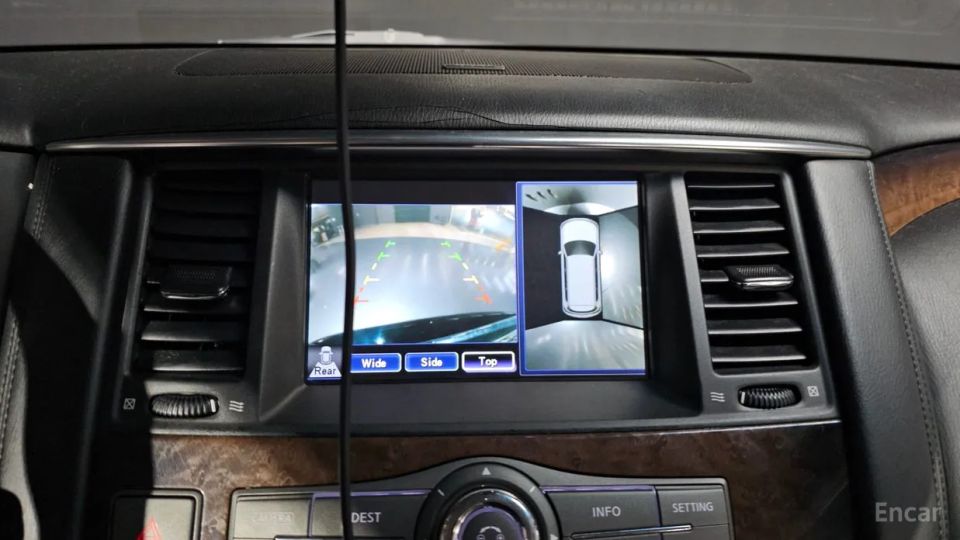Infiniti QX