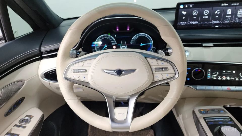 Genesis GV70