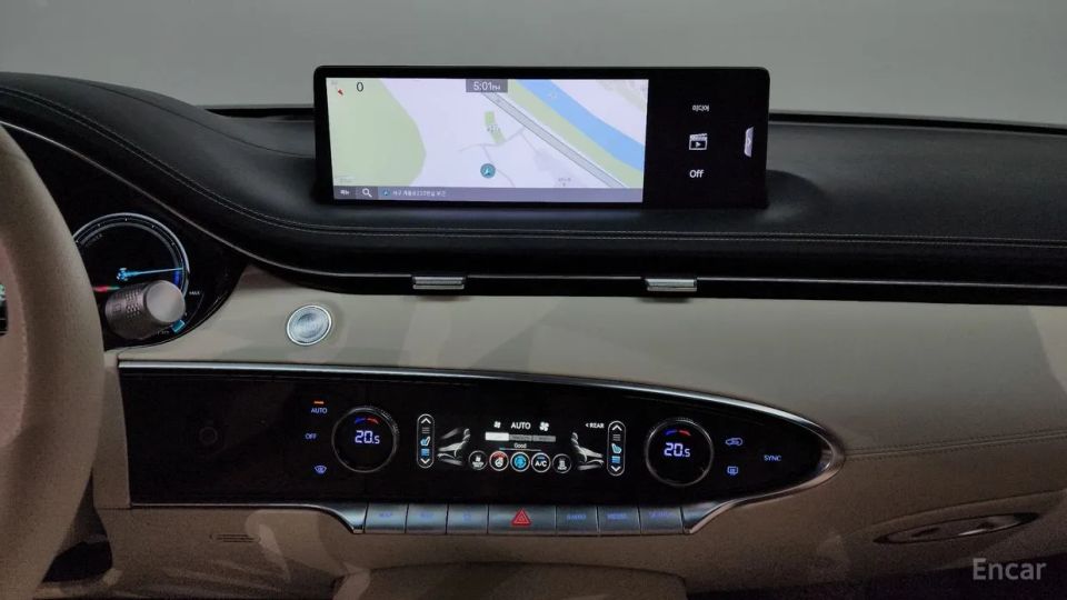 Genesis GV70