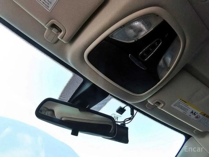 Chrysler 200
