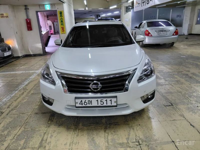 Nissan altima