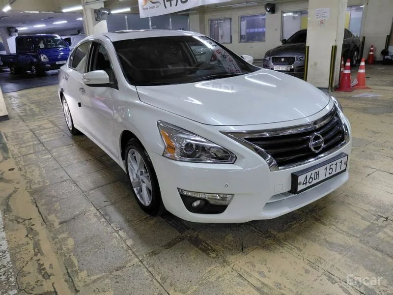 Nissan altima