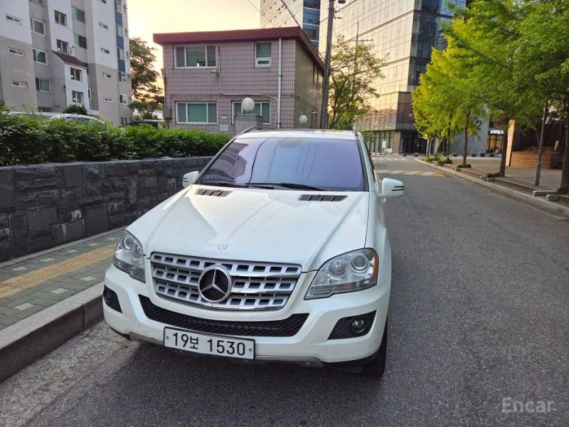 Mercedes-Benz M-class