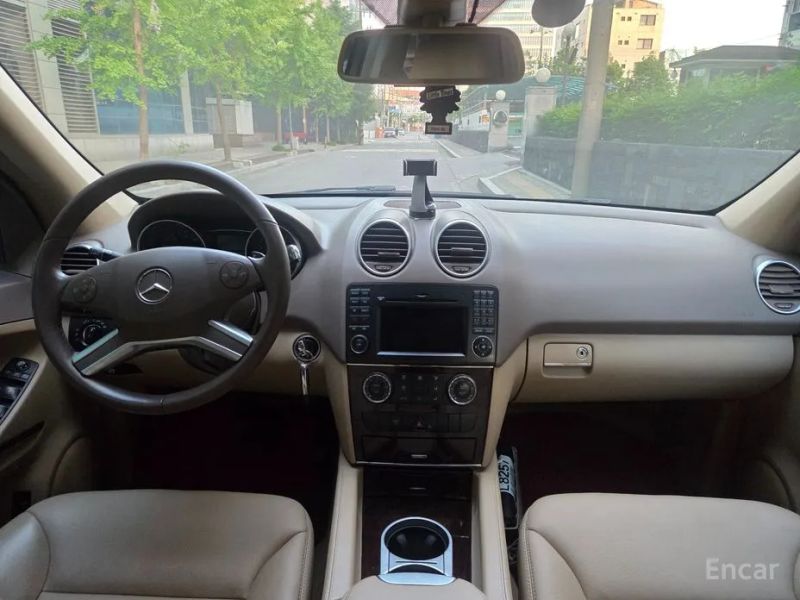 Mercedes-Benz M-class