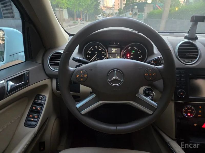 Mercedes-Benz M-class