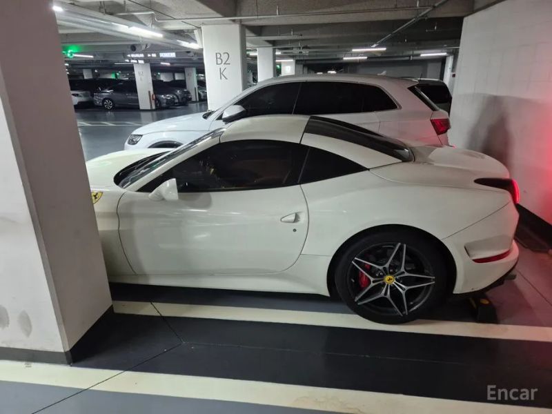 Ferrari California