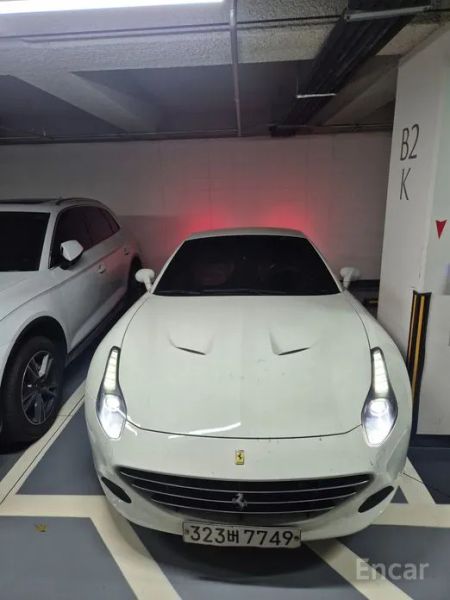 Ferrari California
