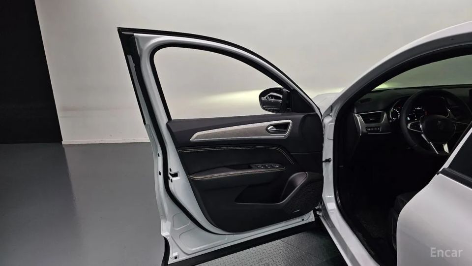 Renault-KoreaSamsung Arkana