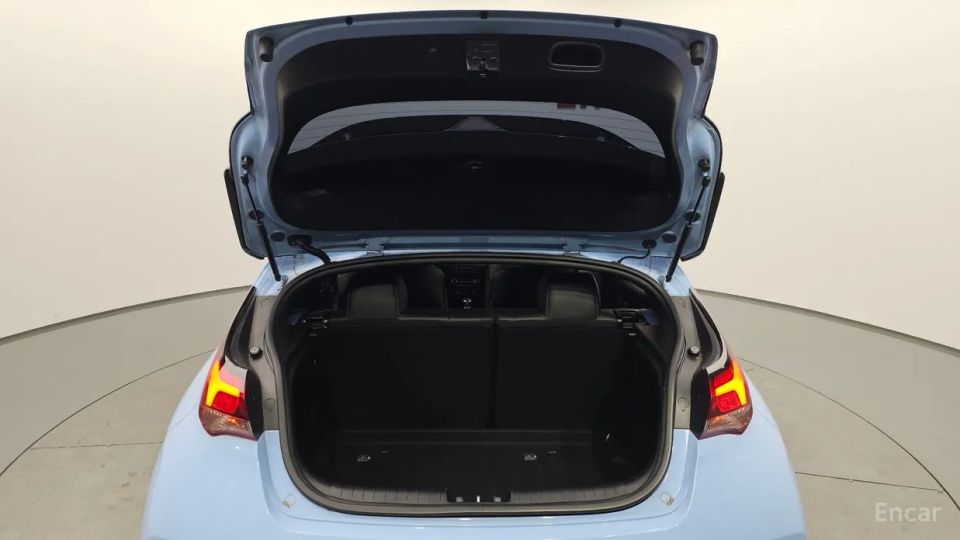 Hyundai Veloster