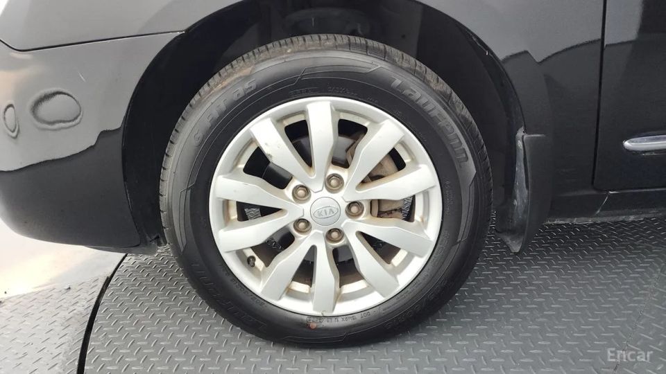 Kia Carens