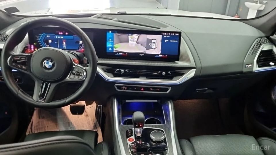 BMW XM