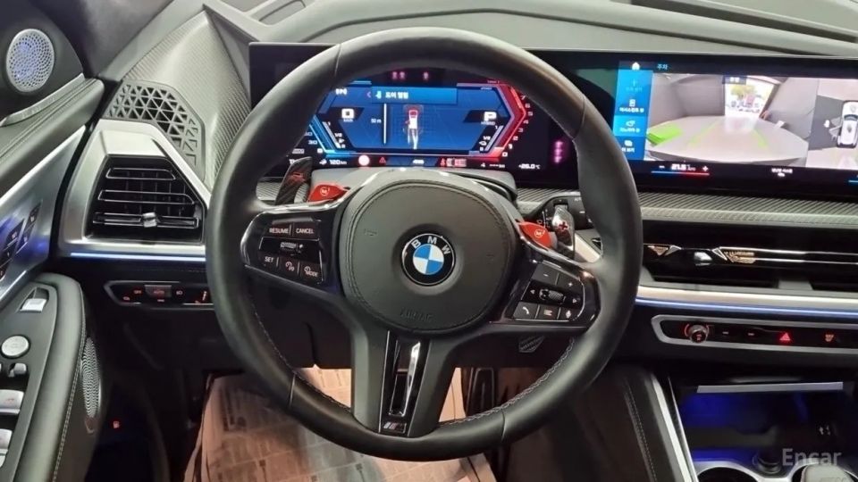BMW XM