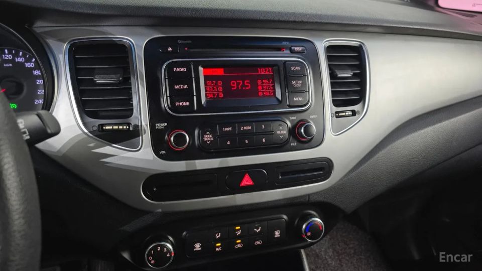 Kia Carens