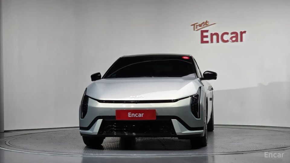 Kia EV4