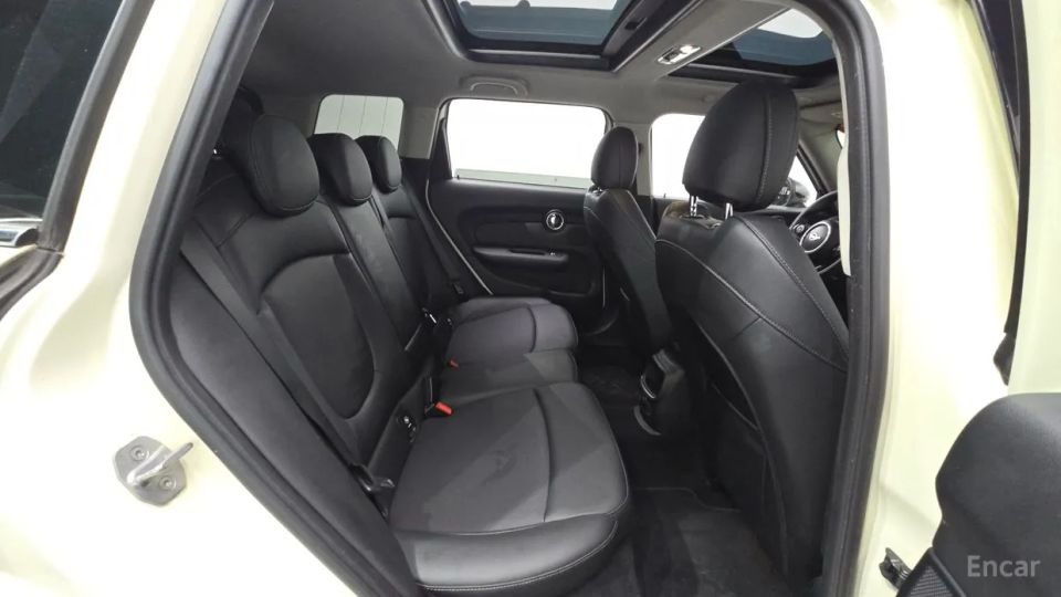 Mini clubman