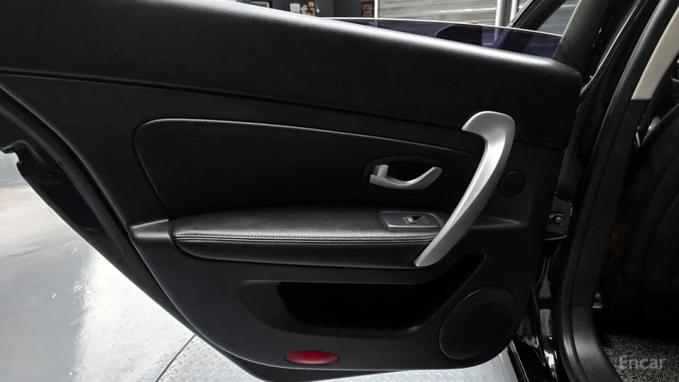 Renault-KoreaSamsung SM5