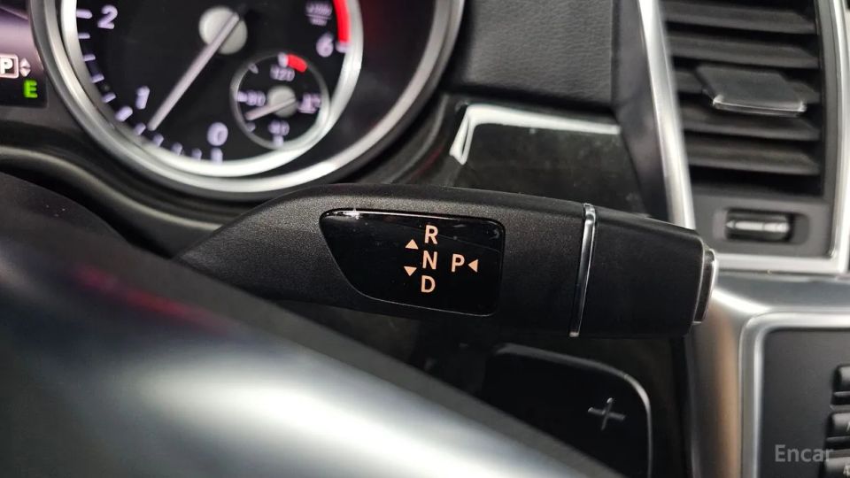 Mercedes-Benz M-class