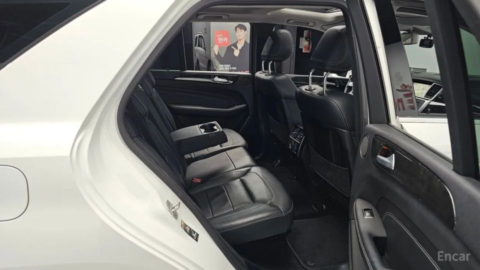 Mercedes-Benz M-class