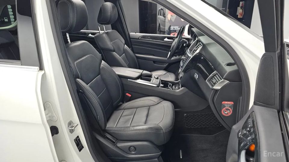 Mercedes-Benz M-class