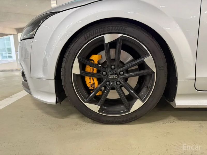 Audi TTS