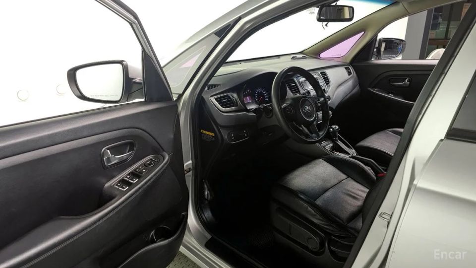 Kia Carens