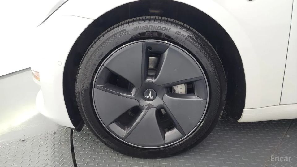 Tesla model-3
