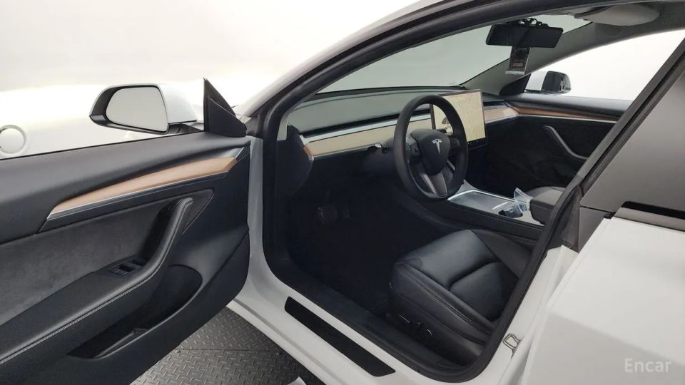 Tesla model-3