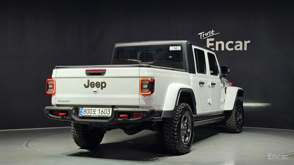 Jeep gladiator