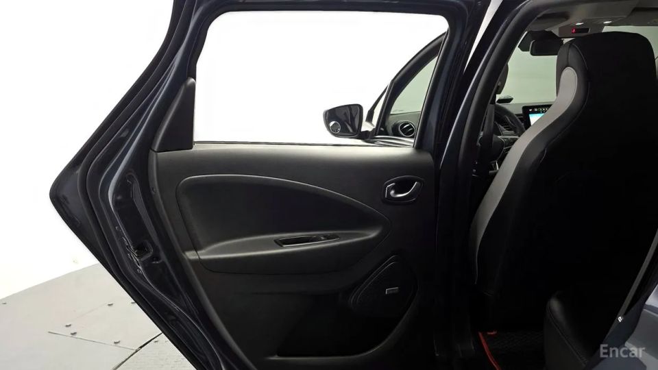 Renault-KoreaSamsung Zoe