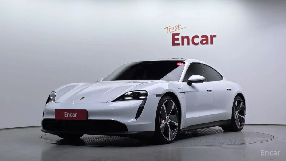 Porsche Taycan
