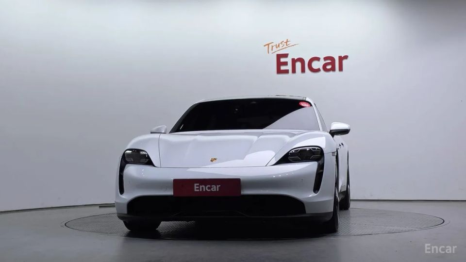 Porsche Taycan