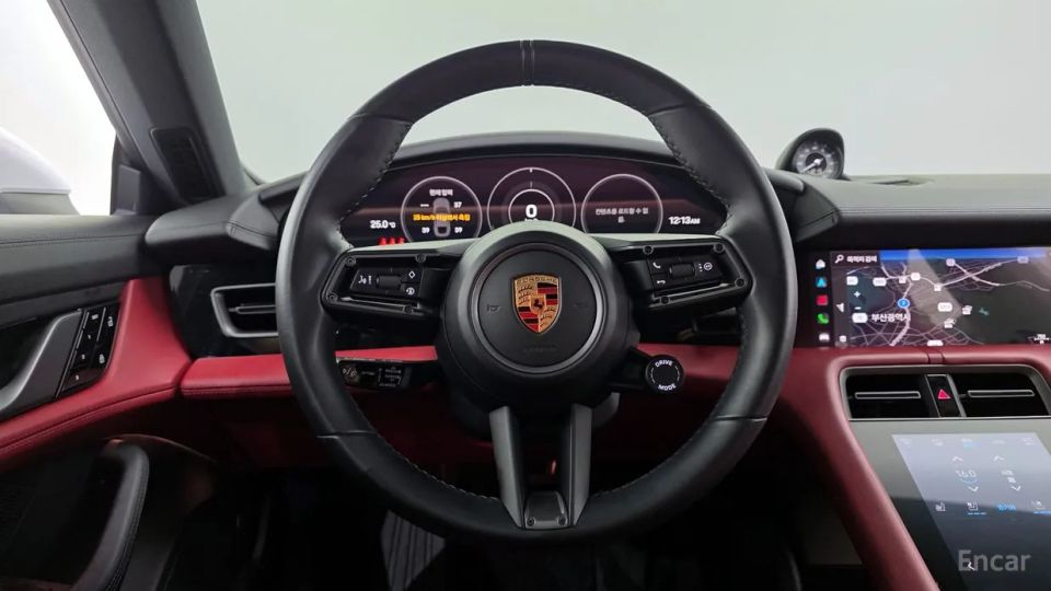 Porsche Taycan