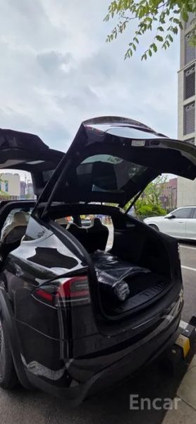 Tesla model-x