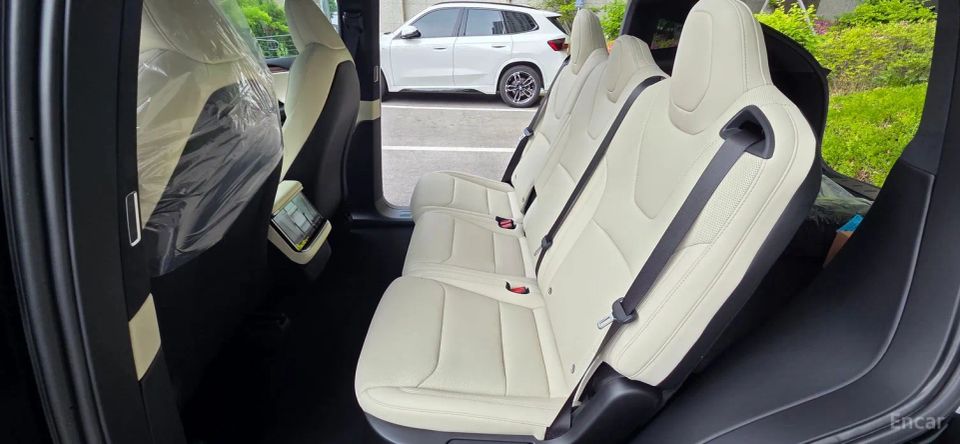 Tesla model-x