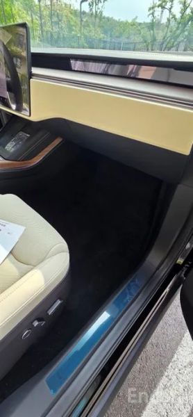 Tesla model-x