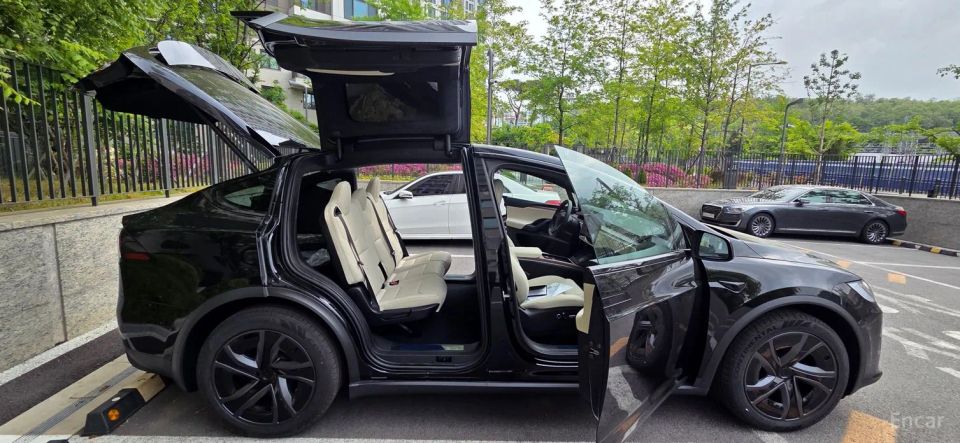 Tesla model-x