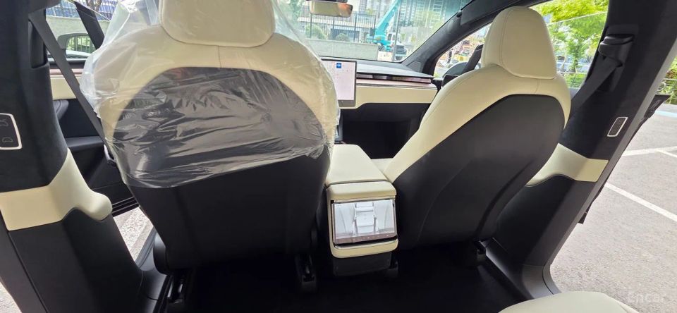 Tesla model-x