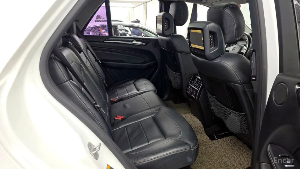 Mercedes-Benz M-class