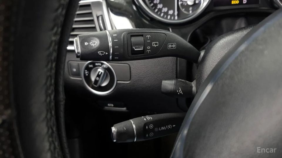 Mercedes-Benz M-class