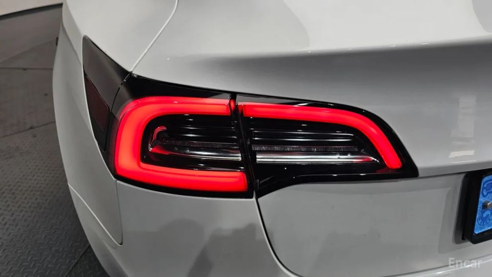 Tesla model-3