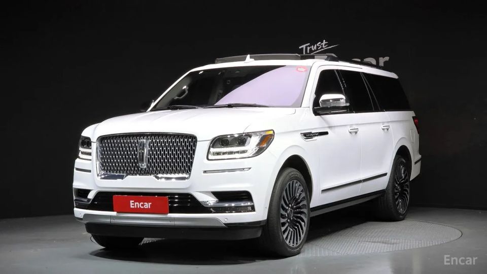 Lincoln Navigator
