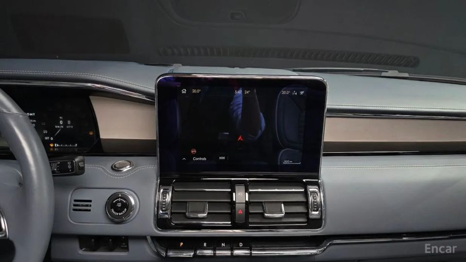 Lincoln Navigator