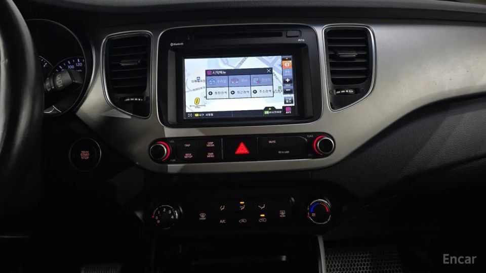 Kia Carens
